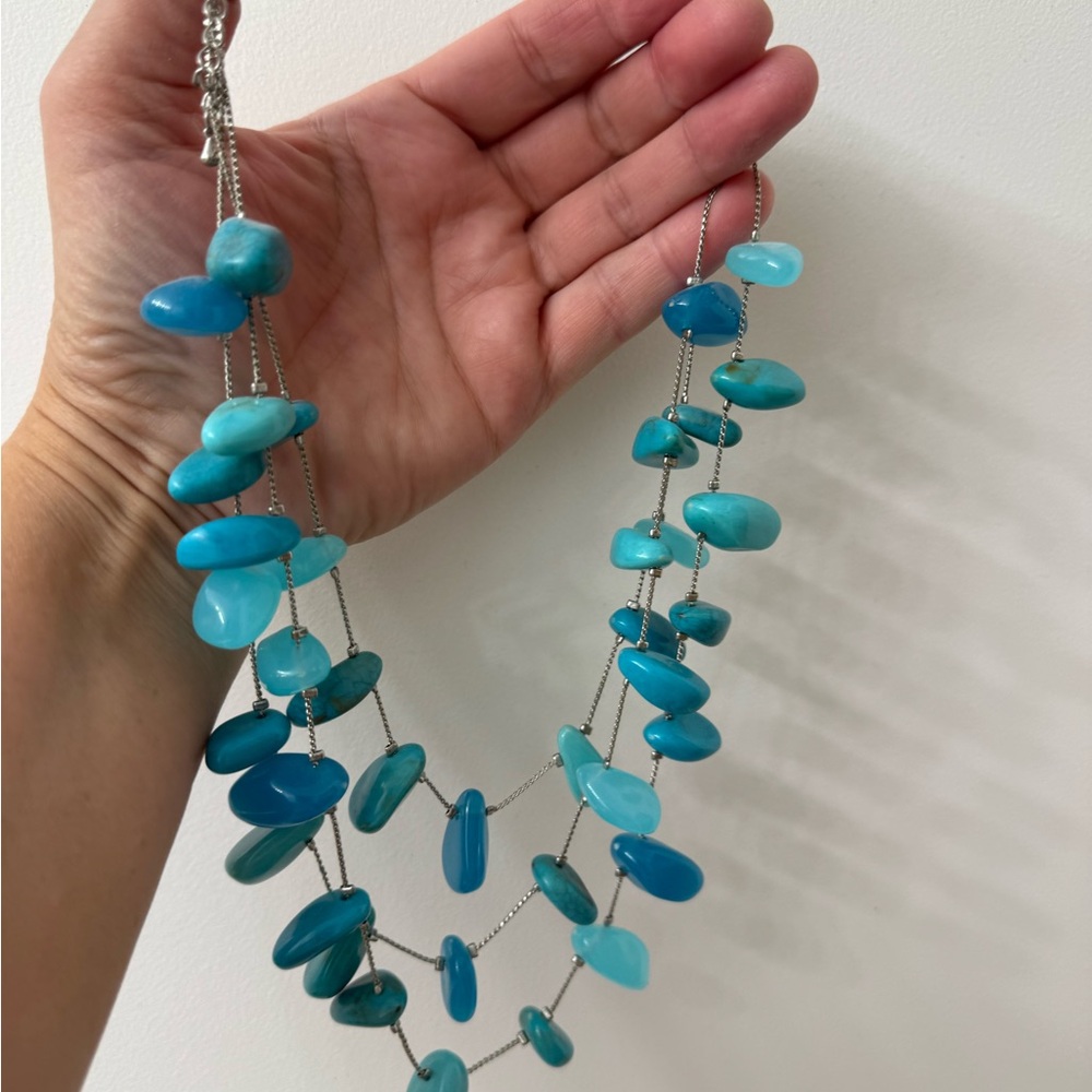 Chic Blue Beaded Necklace